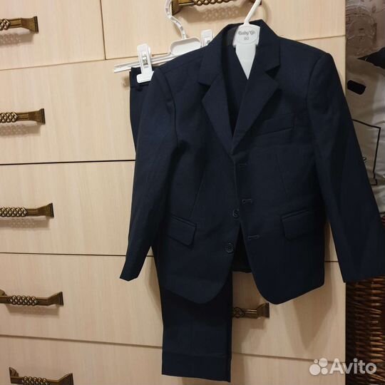 Костюм на мальчика 2-3 года