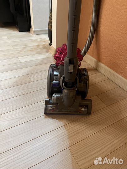 Пылесос Dyson dc26 carbon fibre