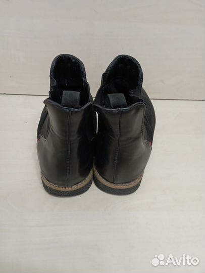 Женские полусапожки, кросовки, босоножки