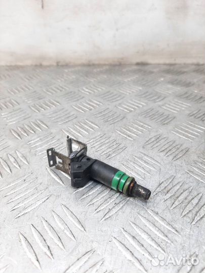 Форсунка Ford Focus хэтчбэк 5 дв. 1.6 hwda 2006