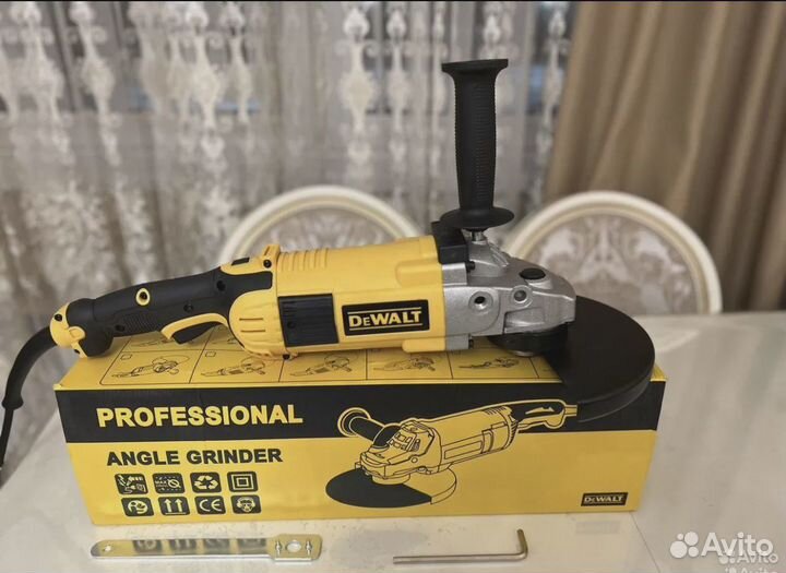 Ушм Болгарка Dewalt 230