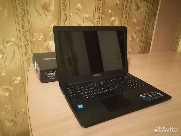 Ноутбук asus