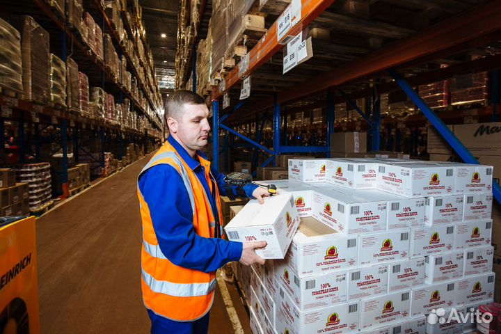 Сотрудник склада (возим в Толбино)