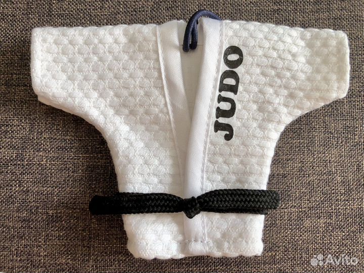 Сувенирное кимоно дзюдо Красный бросок