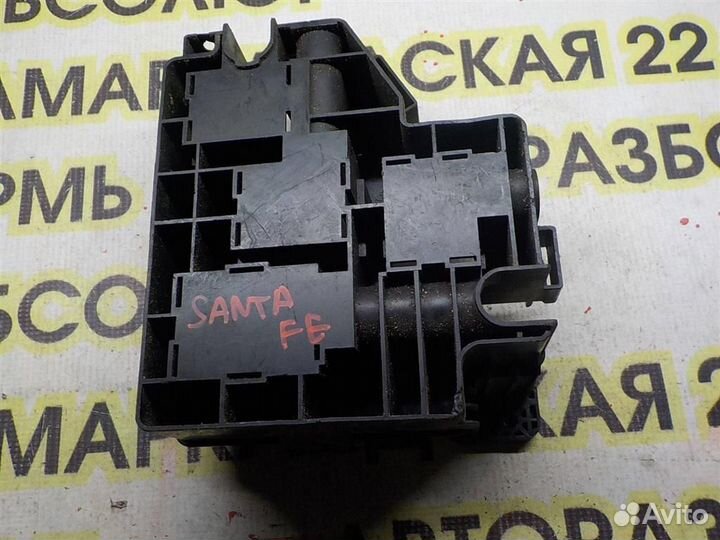 Корпус блока предохранителей Hyundai Santa Fe (CM