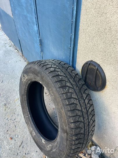Bridgestone Ice Cruiser 7000S 225/65 R17