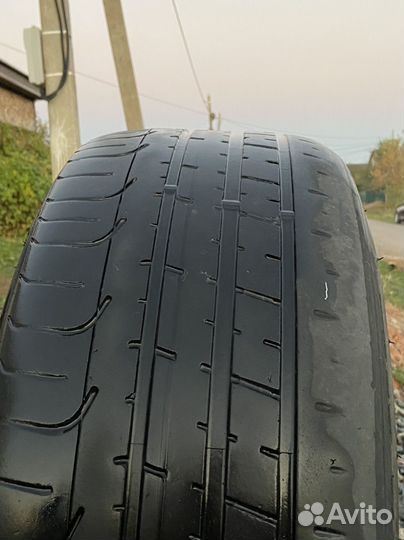 Pirelli P Zero 255/35 R20