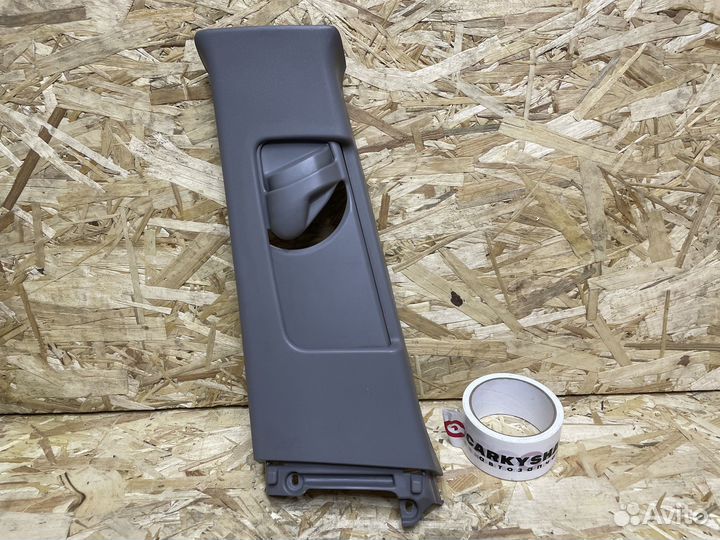 Обшивка стойки верхняя левая Toyota Camry 55