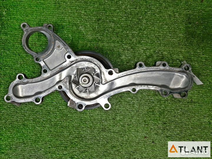 Помпа toyota crown