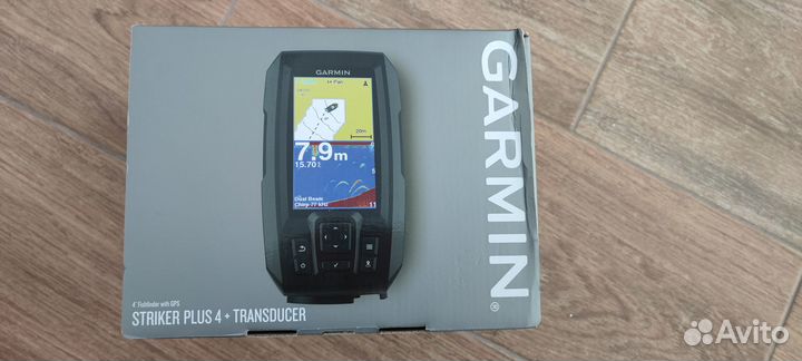 Эхолот Garmin Striker 4 plus