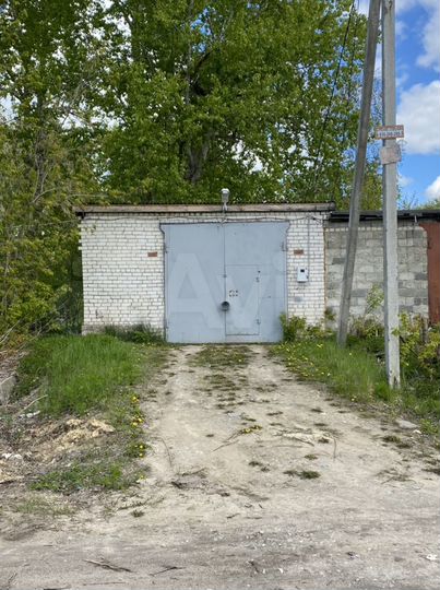 Гараж, > 30 м²