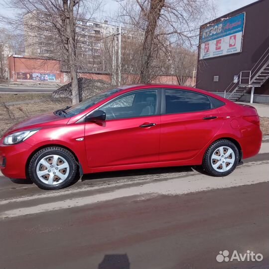 Hyundai Solaris 1.4 AT, 2014, 95 000 км