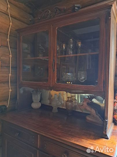 Старинный буфет сервант