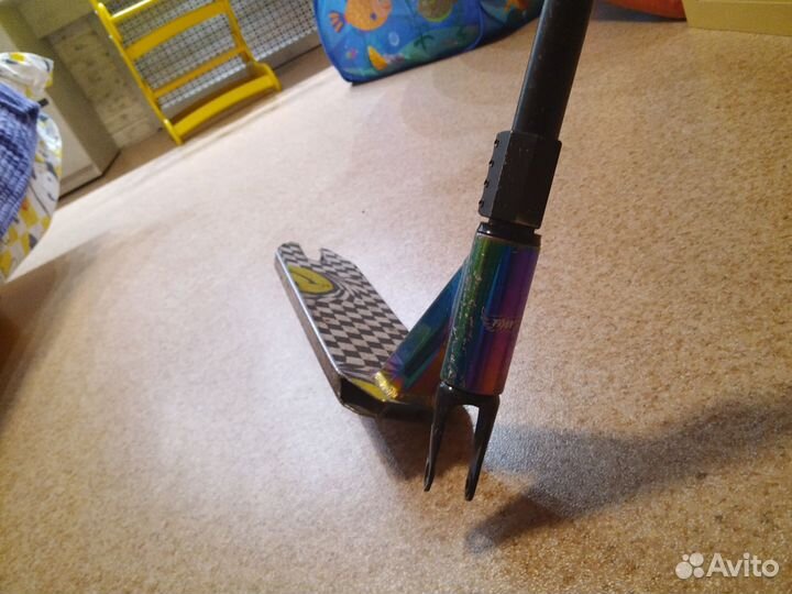 Трюковой самокат