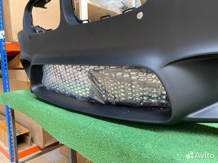 Млук передний бампер для BMW F10