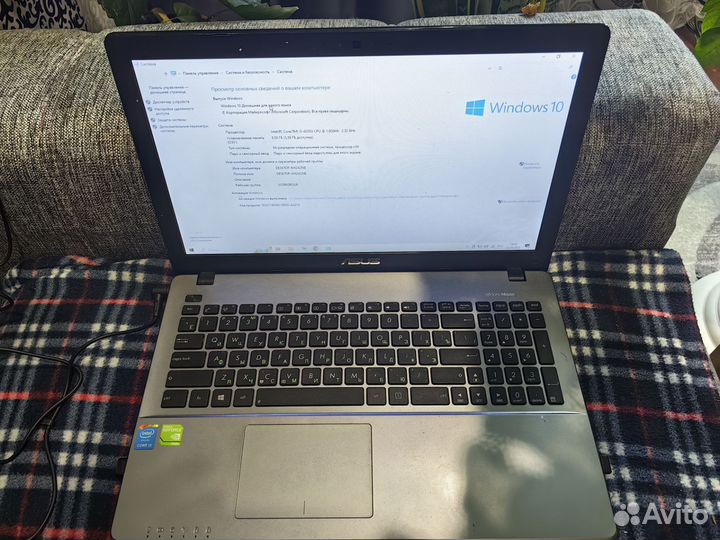 Ноутбук asus
