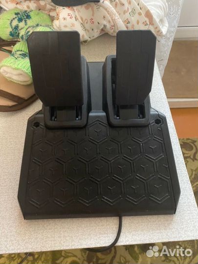 Игровой руль thrustmaster t128