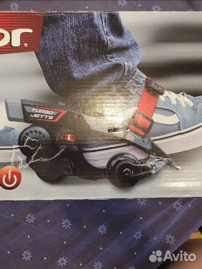 Электроролики на обувь Razor Turbo Jetts