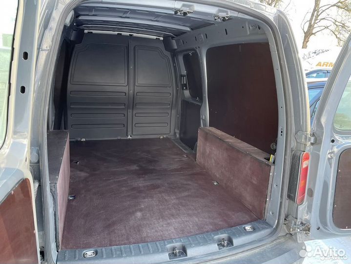 Обшивка кузова фургона volkswagen caddy cargo комп