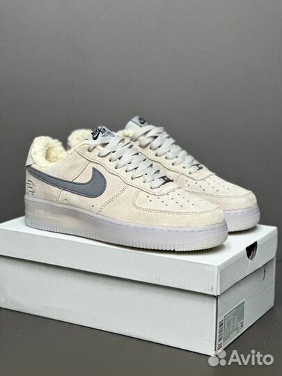 Кроссовки Nike air Force 1 с мехом