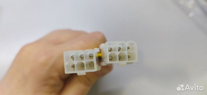 Кабель переходник 8pin (папа) на 2*6pin (мама)