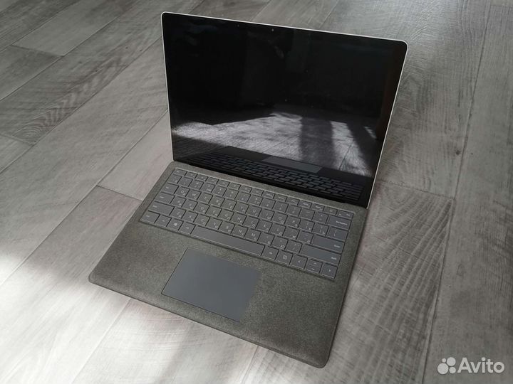 Microsoft surface laptop