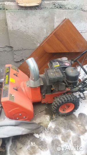 Снегоуборочная машина бензиновая бу