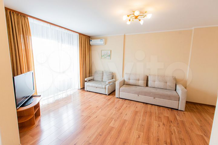 2-к. квартира, 70 м², 12/15 эт.