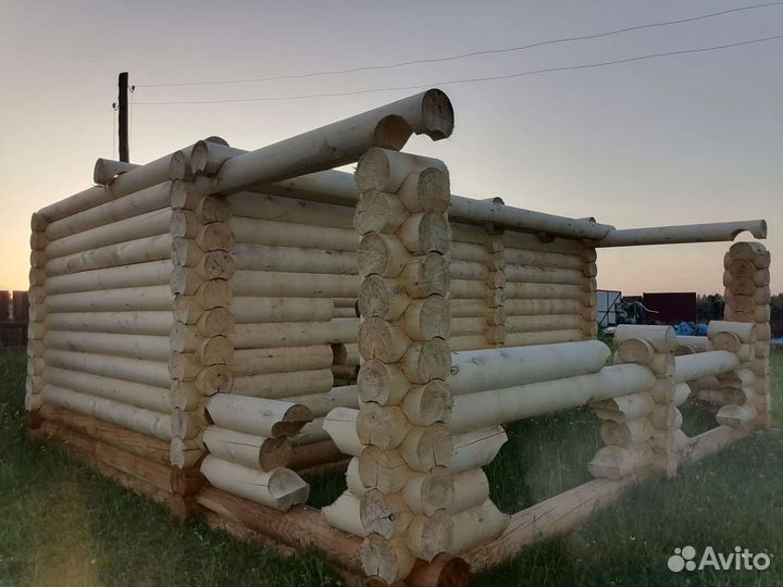 Изготовим срубы из оцилиндрованного бревна