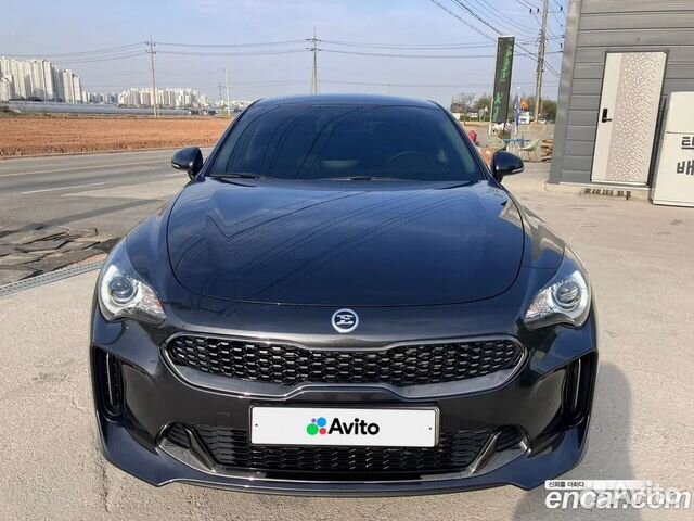 Kia Stinger 2.0 AT, 2019, 51 000 км