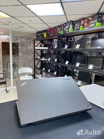 Lenovo Х240 12.5 i3-4010U/8gb/SSd 240 GB