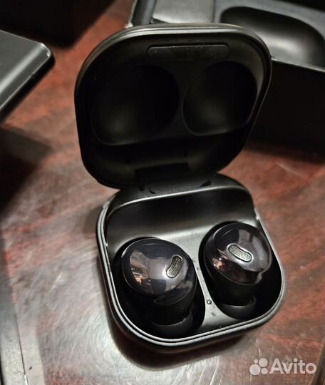 Беспроводные наушники телефон часы