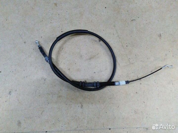 Трос стояночного тормоза задний Volkswagen