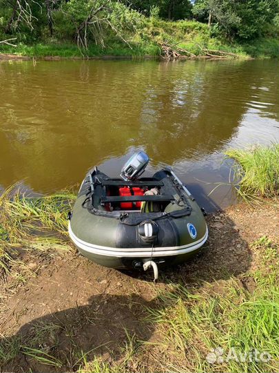Лодка пвх с мотором, прицеп для перевозки вод тех