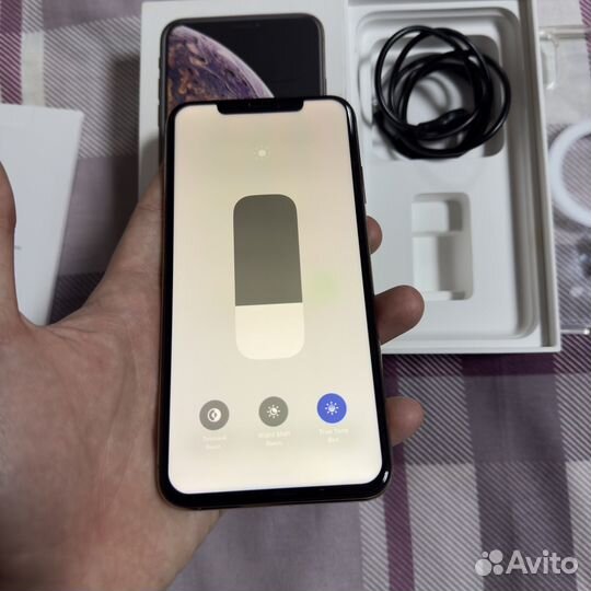 iPhone Xs Max, 64 ГБ