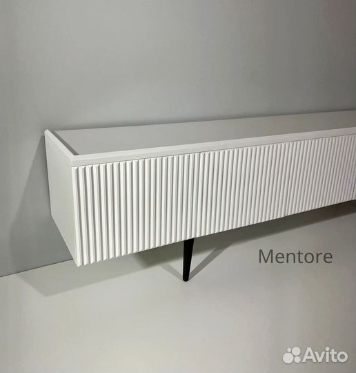 Тумба тв Bravo с фрезеровкой (на опорах)