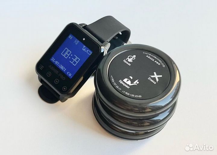 Кнопка вызова персонала Ультра и часы в ассорт