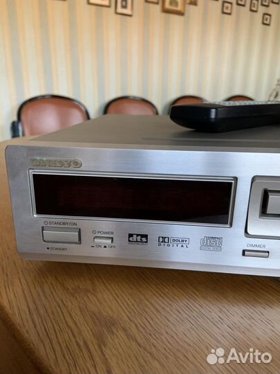 DVD Video CD CD Player Onkyo DV-S535