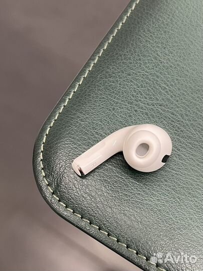 Наушник Airpods Pro R Правый оригинал б.у