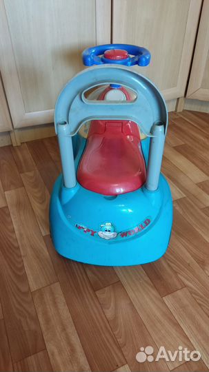 Машинка каталка толокар