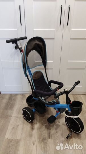 Детский велосипед с ручкой