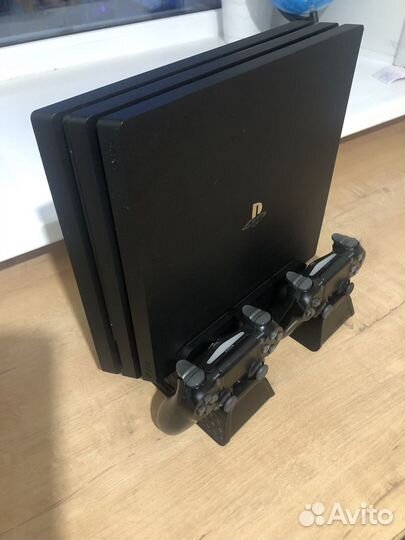 Sony PS4 pro 1tb