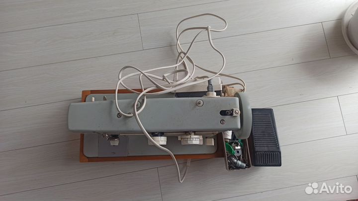 Швейная машинка подольск 142