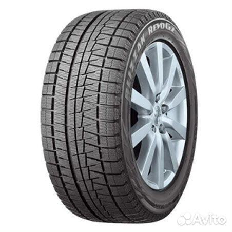 Bridgestone Blizzak Revo GZ 225/50 R17