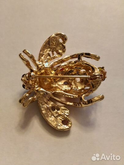 Брошь 