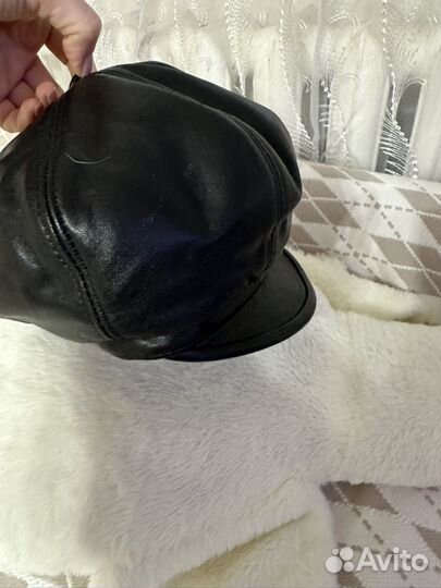 Кепка из натуральной кожи новая
