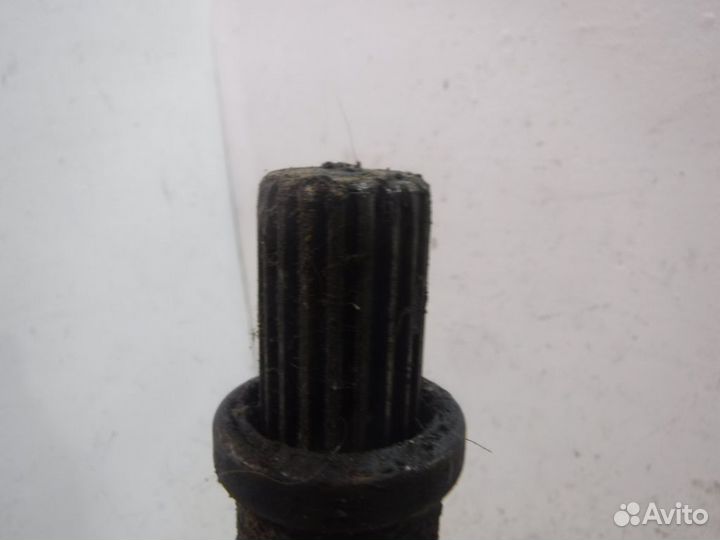 Карданный вал передний