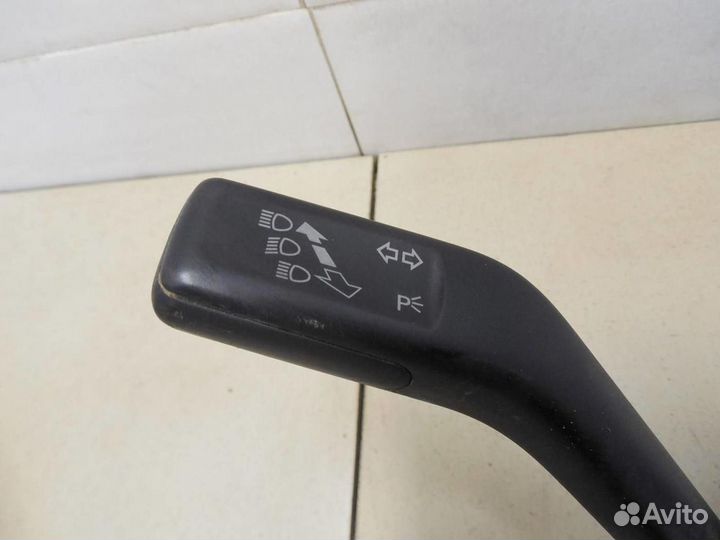 Переключатель подрулевой в сборе Passat B6 2005-20