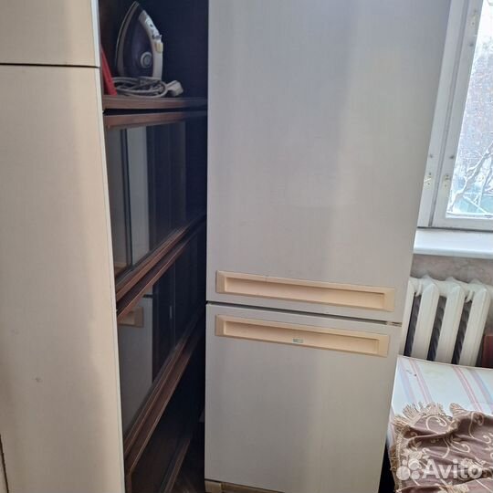 Холодильник на запчасти