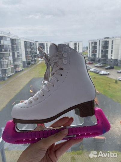 Фигурные коньки jackson artiste